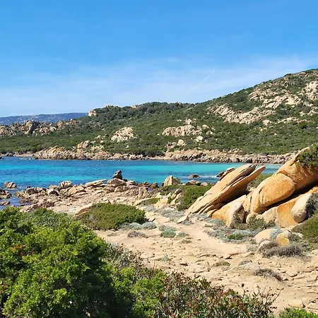 Les Rosiers - Hellebore Bed & Breakfast