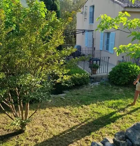 Bed & Breakfast Les Rosiers - Hellebore *